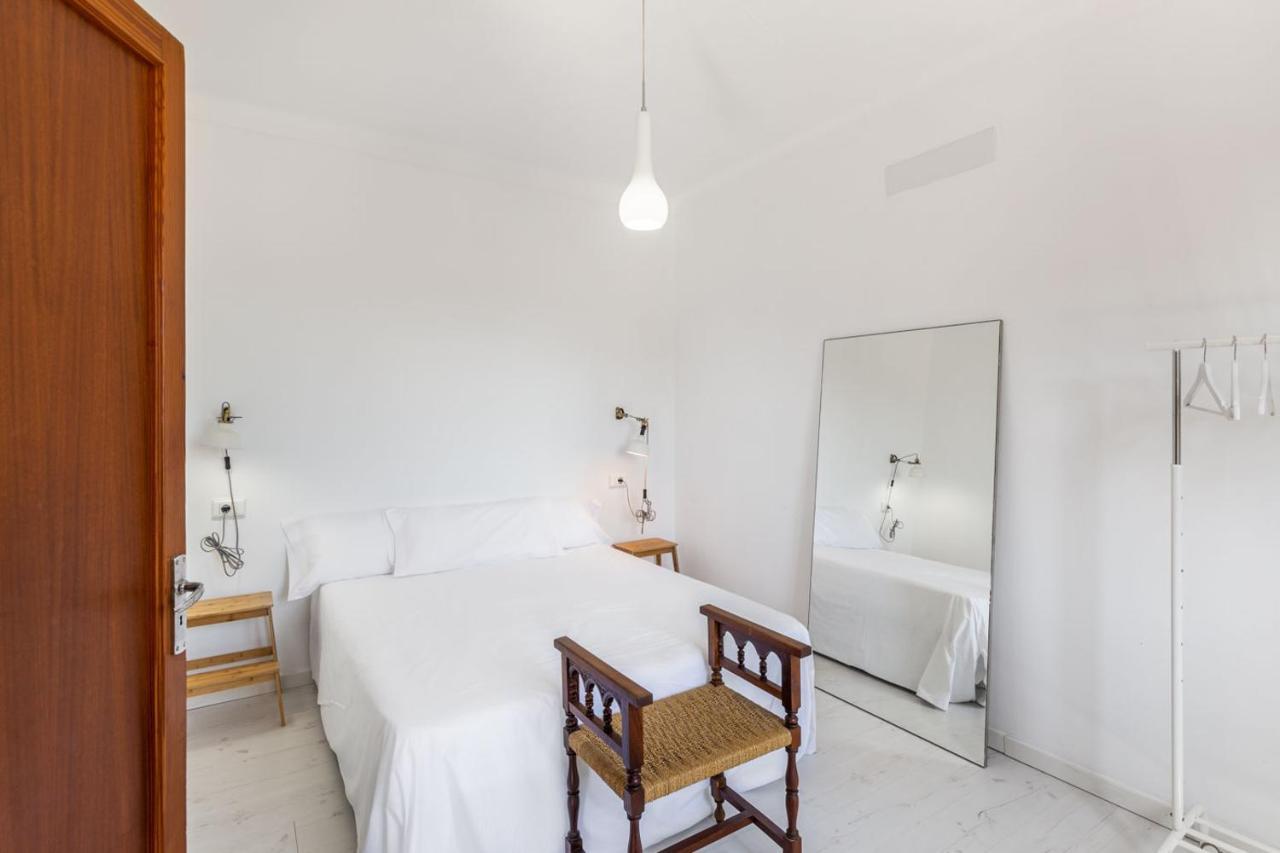 Rooms Can Moreno Ses Salines  Luaran gambar