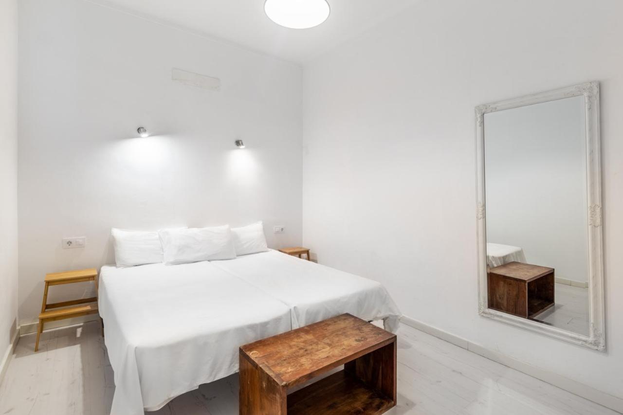 Rooms Can Moreno Ses Salines  Luaran gambar